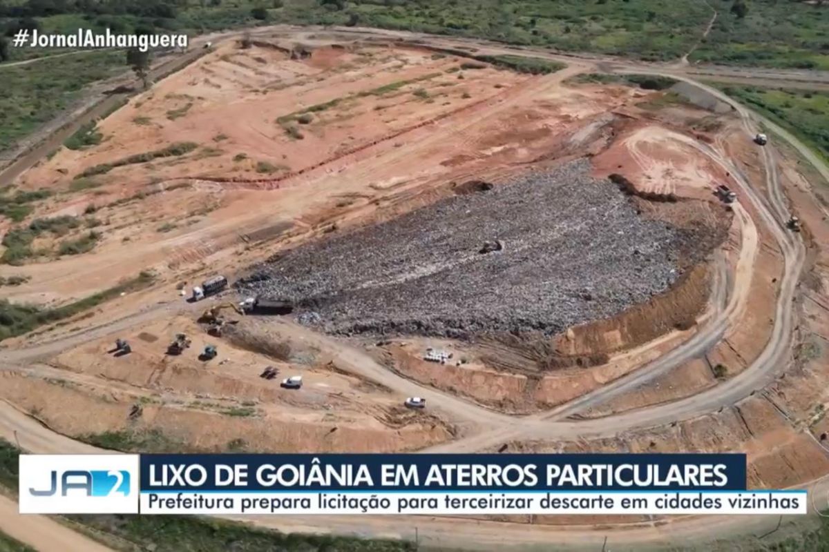 Só agora, acabando mandato, Rogério Cruz prepara licitação para terceirizar descarte de lixo em cidades vizinhas